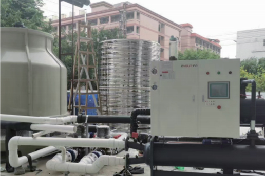 注塑行業(yè)選水溫機還是油溫機？哪個更好？